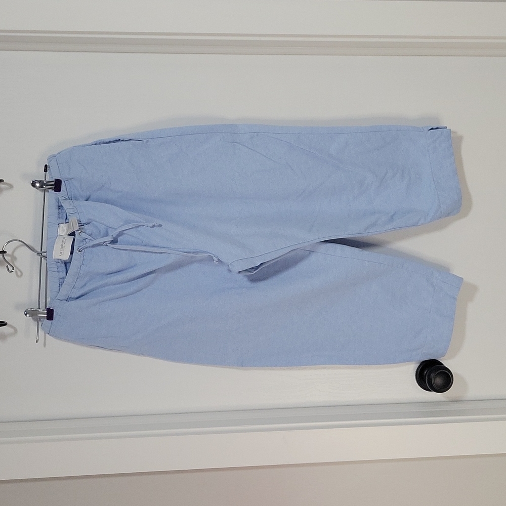 Liz Claiborne capris